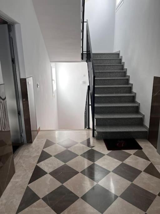 La Casa De La Avenida Apartamento Cenes De La Vega Exterior foto
